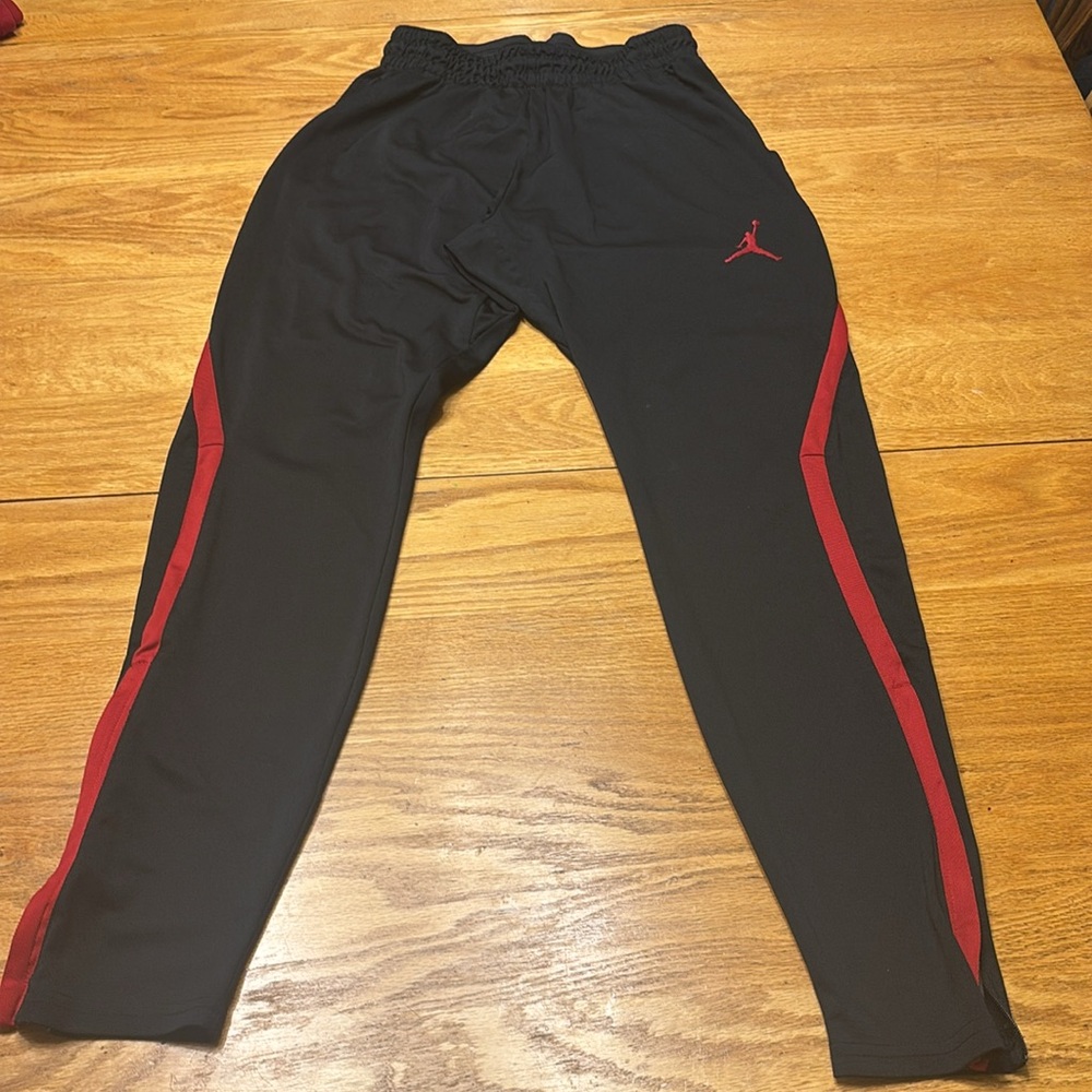 3 piece Jordan outfit Jordan Red Graphic Crewneck Trio with Black Red Logo Pants - Picture 9 of 9